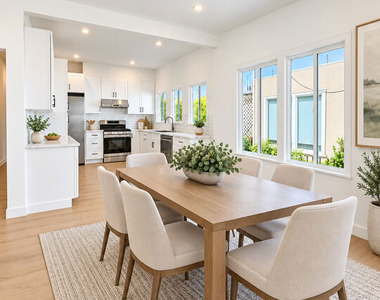 233 N Berendo Street - Photo Thumbnail 4