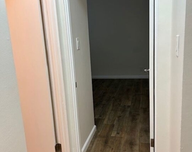 36 Brooks Avenue - Photo Thumbnail 23