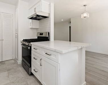 3635 Kalsman Drive - Photo Thumbnail 3