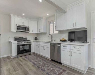 817 N Kingsley Drive - Photo Thumbnail 5