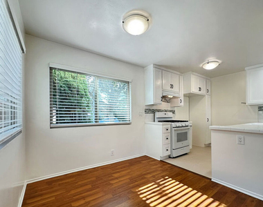 3161 Perlita Avenue - Photo Thumbnail 3