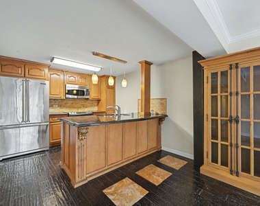 10535 Wilshire Boulevard - Photo Thumbnail 12