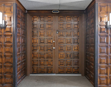 10535 Wilshire Boulevard - Photo Thumbnail 3