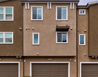 11737 Florence Avenue - Photo Thumbnail 17