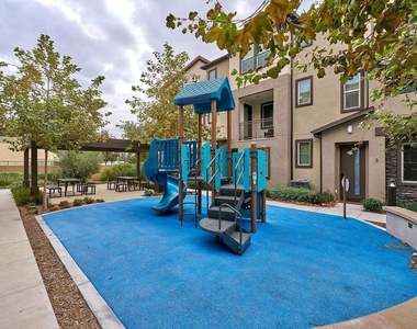11737 Florence Avenue - Photo Thumbnail 22