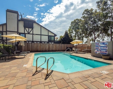 351 S Monte Vista Street - Photo Thumbnail 13