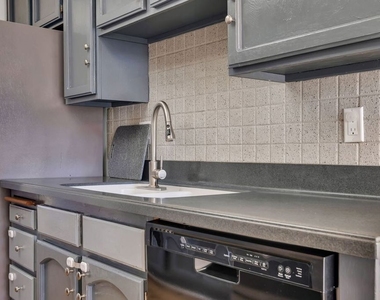 351 S Monte Vista Street - Photo Thumbnail 8