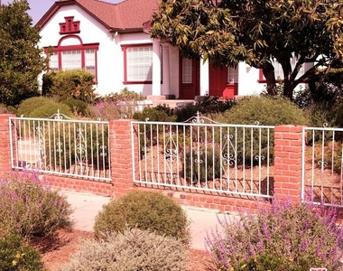 4443 Ambrose Avenue - Photo Thumbnail 1