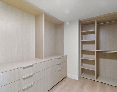 320 N Maple Drive - Photo Thumbnail 25