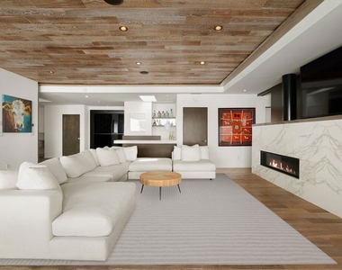 16957 Mooncrest Drive - Photo Thumbnail 5