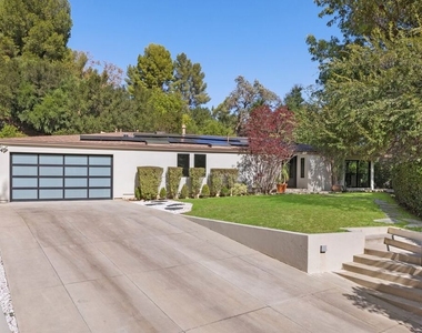 16957 Mooncrest Drive - Photo Thumbnail 3