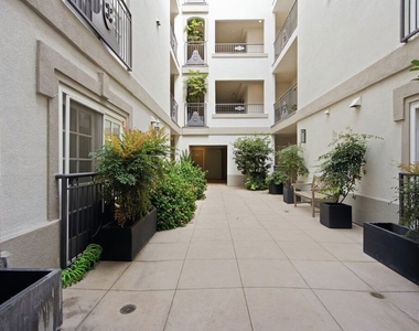 11908 Darlington Avenue - Photo Thumbnail 29