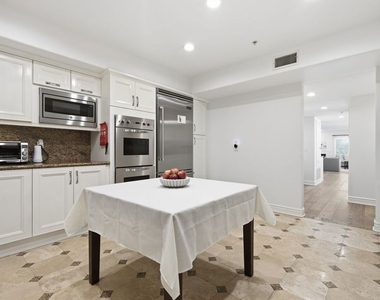 11908 Darlington Avenue - Photo Thumbnail 4