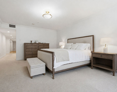 11908 Darlington Avenue - Photo Thumbnail 16
