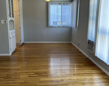 5820 W Olympic Boulevard - Photo Thumbnail 18