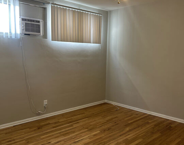 5820 W Olympic Boulevard - Photo Thumbnail 12