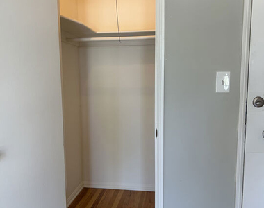 5820 W Olympic Boulevard - Photo Thumbnail 5