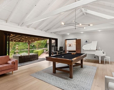 4145 Sunswept Drive - Photo Thumbnail 4