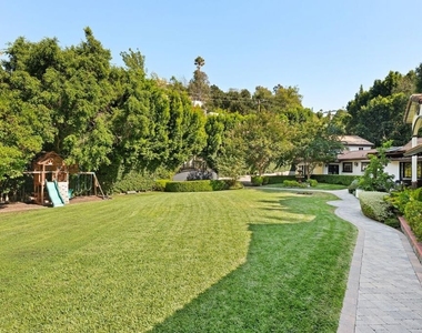 4145 Sunswept Drive - Photo Thumbnail 32