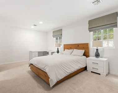 4145 Sunswept Drive - Photo Thumbnail 20