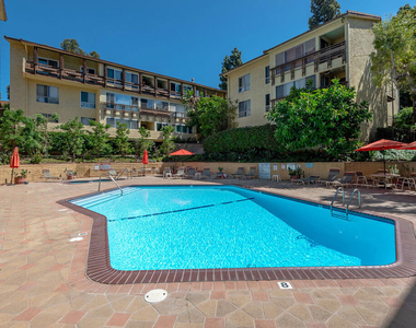 6250 Buckingham - Photo Thumbnail 23