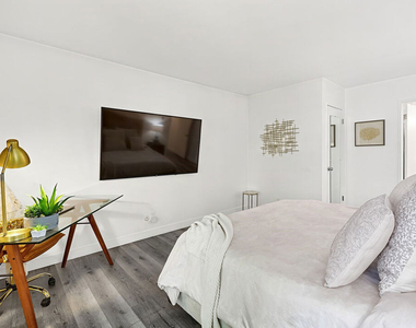 6250 Buckingham - Photo Thumbnail 13