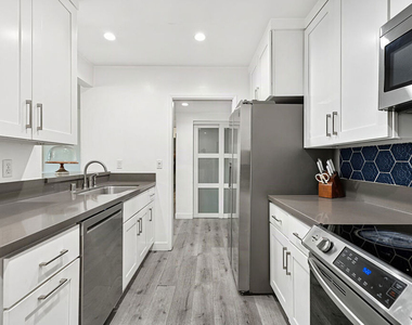 6250 Buckingham - Photo Thumbnail 8