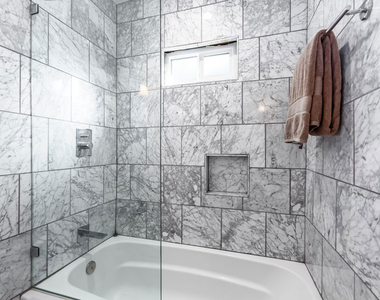 6440 W 87th Place - Photo Thumbnail 20
