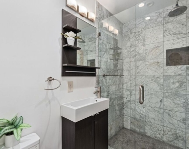 6440 W 87th Place - Photo Thumbnail 25