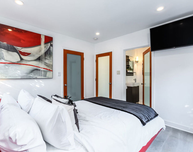 6440 W 87th Place - Photo Thumbnail 18