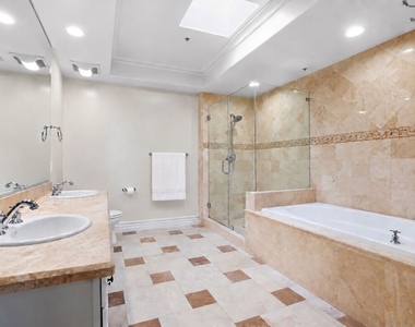 10618 Woodbridge Street - Photo Thumbnail 13