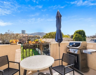 10618 Woodbridge Street - Photo Thumbnail 21