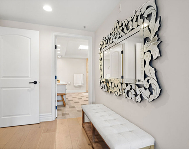 10618 Woodbridge Street - Photo Thumbnail 9