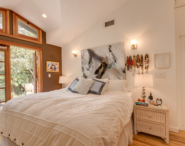 2417 Bryan Avenue - Photo Thumbnail 6