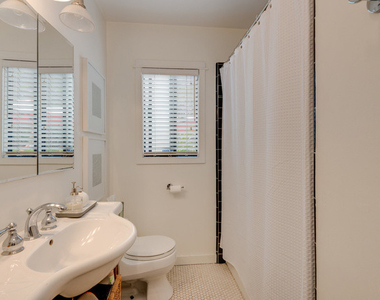 2417 Bryan Avenue - Photo Thumbnail 10