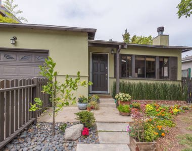 2417 Bryan Avenue - Photo Thumbnail 16