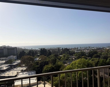 2500 Torrey Pines Rd - Photo Thumbnail 9