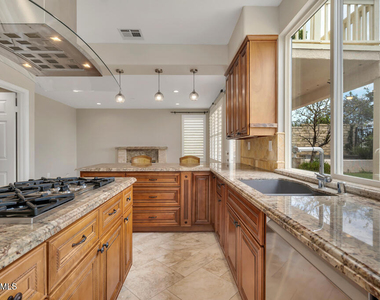 6320 Ballantine Place - Photo Thumbnail 18