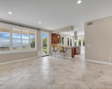 6320 Ballantine Place - Photo Thumbnail 12
