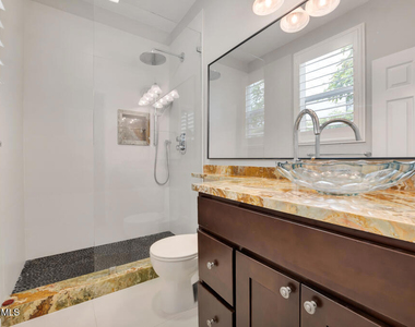 6320 Ballantine Place - Photo Thumbnail 25