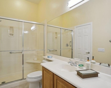80570 Hoylake Drive - Photo Thumbnail 25
