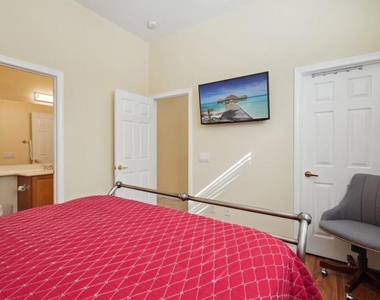 80570 Hoylake Drive - Photo Thumbnail 24