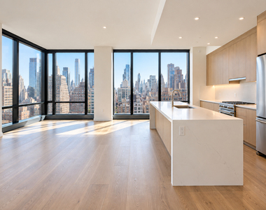 221 West 29th Street - Photo Thumbnail 2