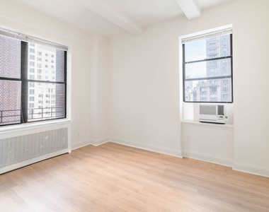 228 West 71st Street - Photo Thumbnail 14