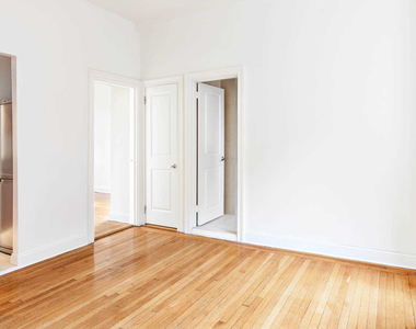 228 West 71st Street - Photo Thumbnail 28