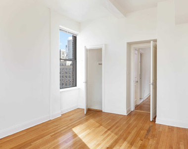 228 West 71st Street - Photo Thumbnail 30