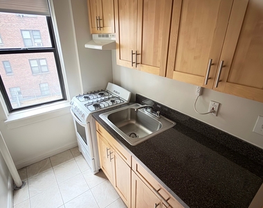 66-7 99th Street - Photo Thumbnail 3
