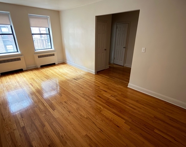 66-7 99th Street - Photo Thumbnail 8