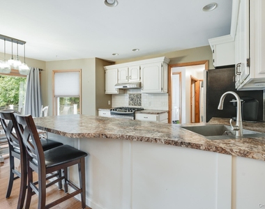 66 Mulberry Street - Photo Thumbnail 10