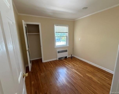 219 Willets Lane - Photo Thumbnail 7